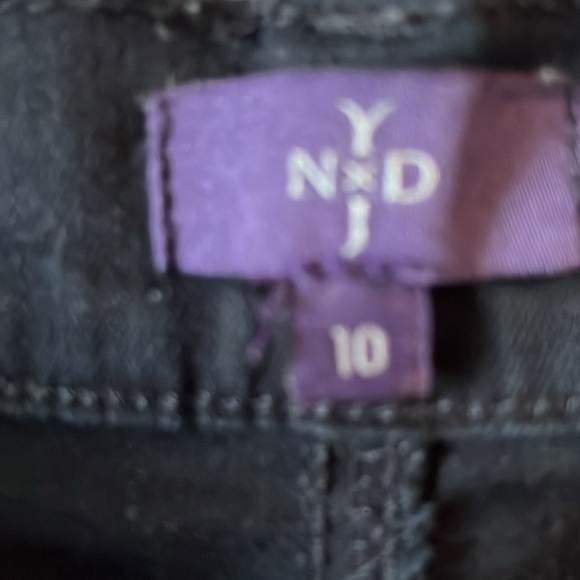 NYDJ Dayla wide cuff capri in black - Picture 9 of 11